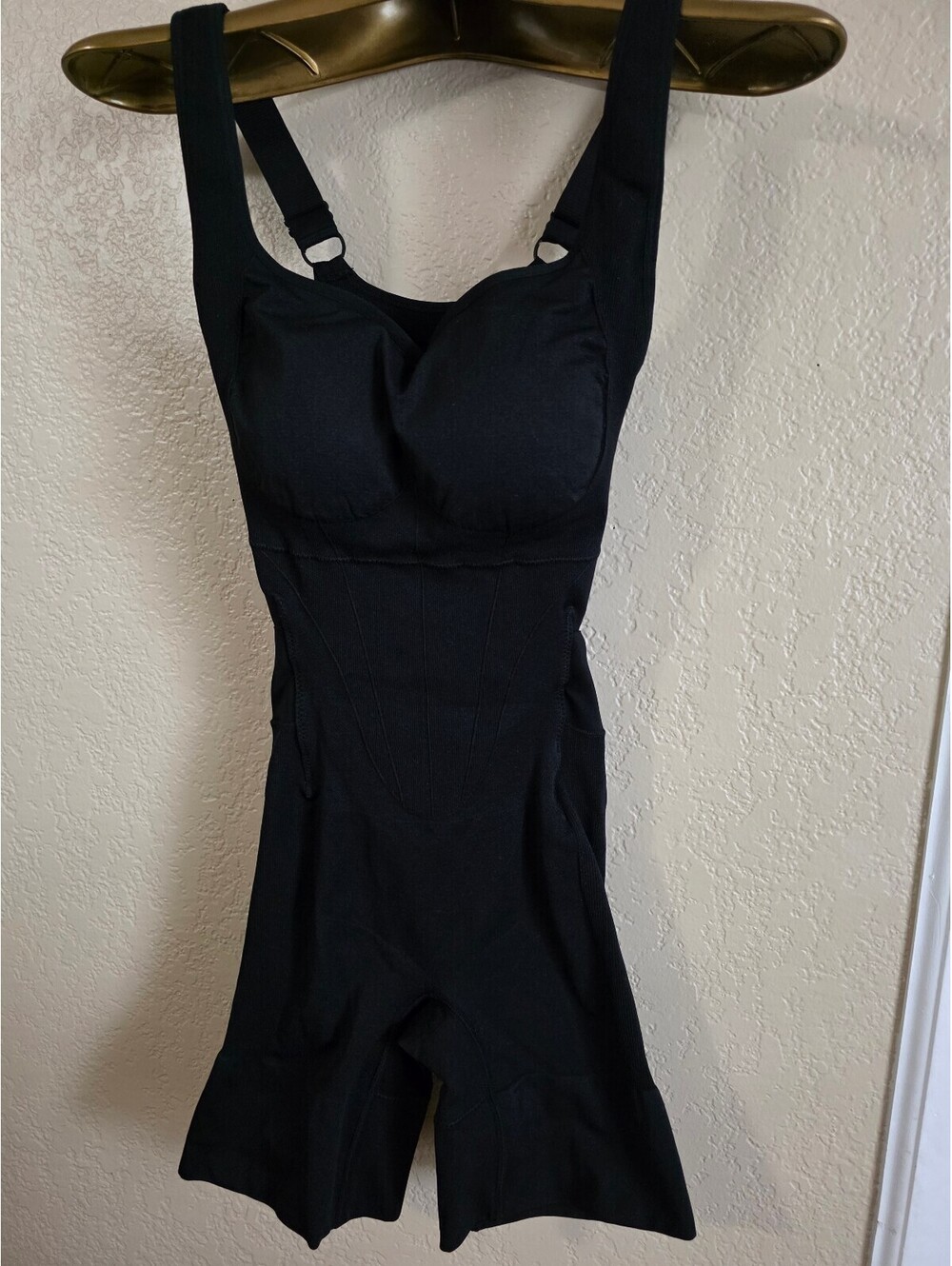 OQQ Black Sculpting Tummy Control Bodysuit Romper with Adjustable Straps Small
